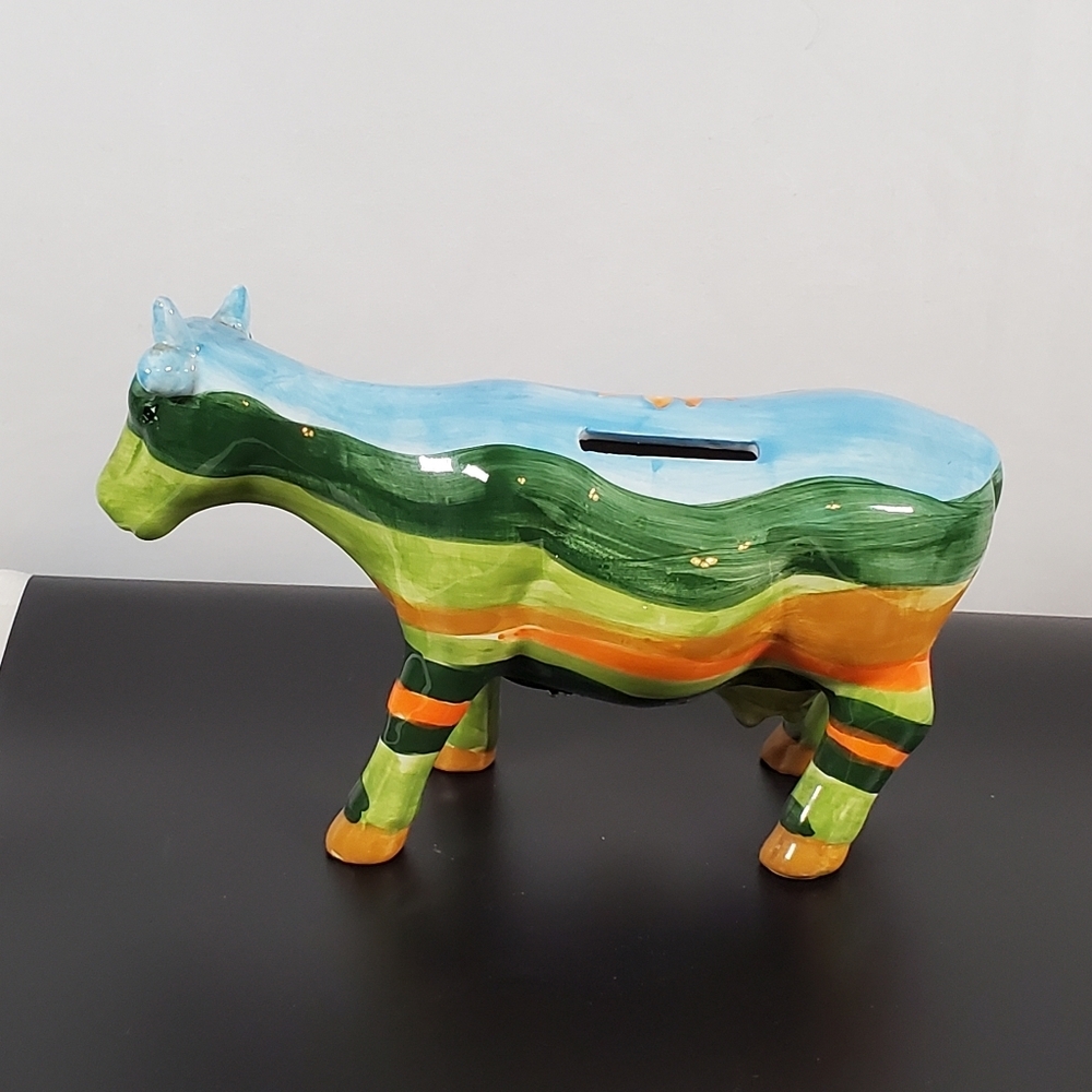 Cow Parade "Farm" Figurine - Picture 4 of 5